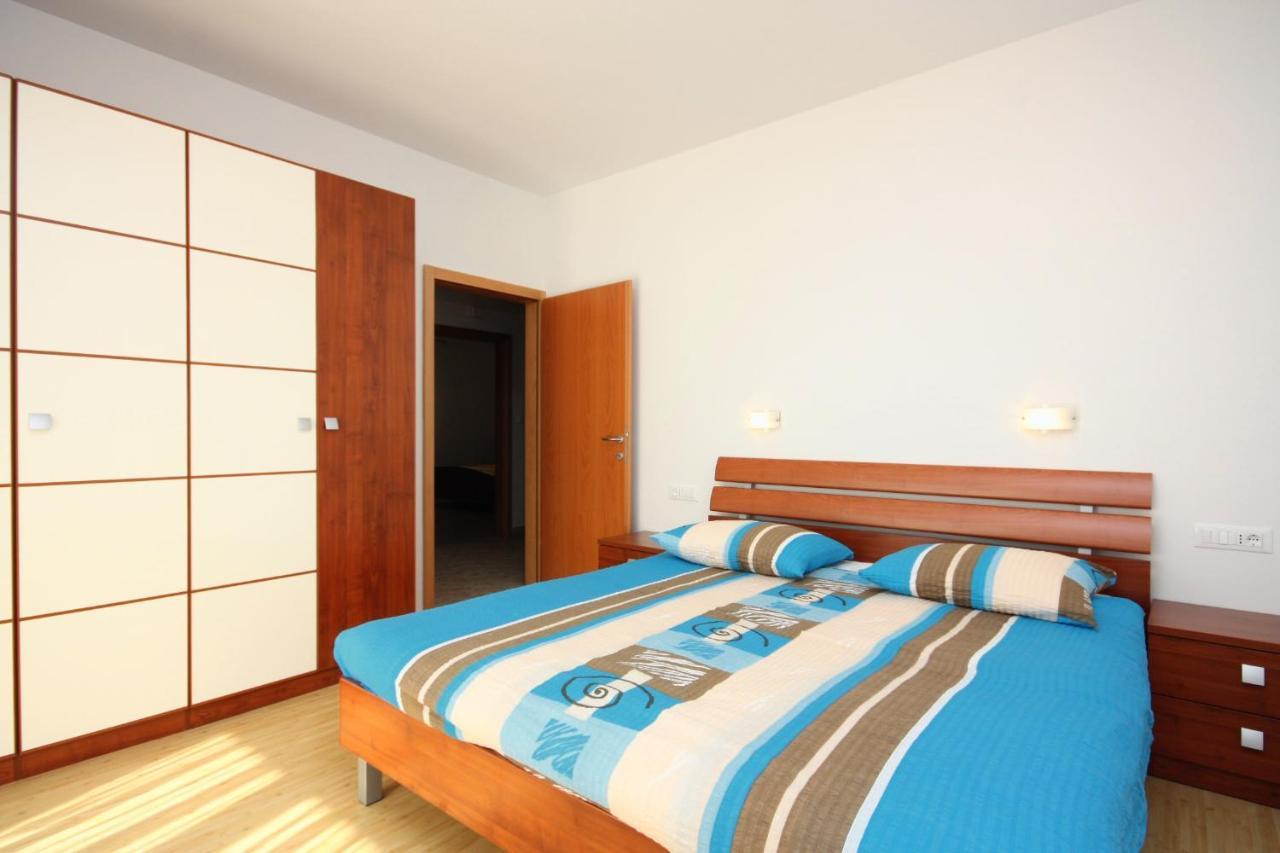 Apartments By The Sea Kampor, Rab - 4986 Dış mekan fotoğraf